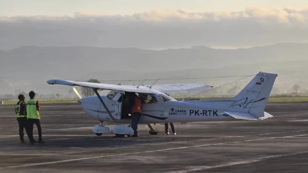 Survei Airborne Oseanland